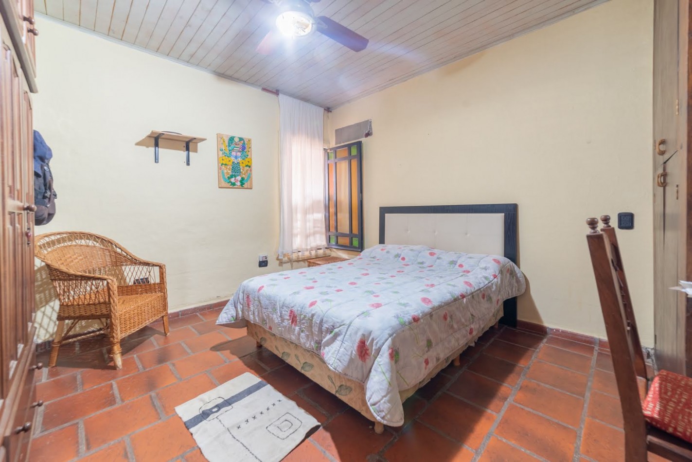 CASA EN LLAMBI CAMPBELL -   calle 2 DE ABRIL 684