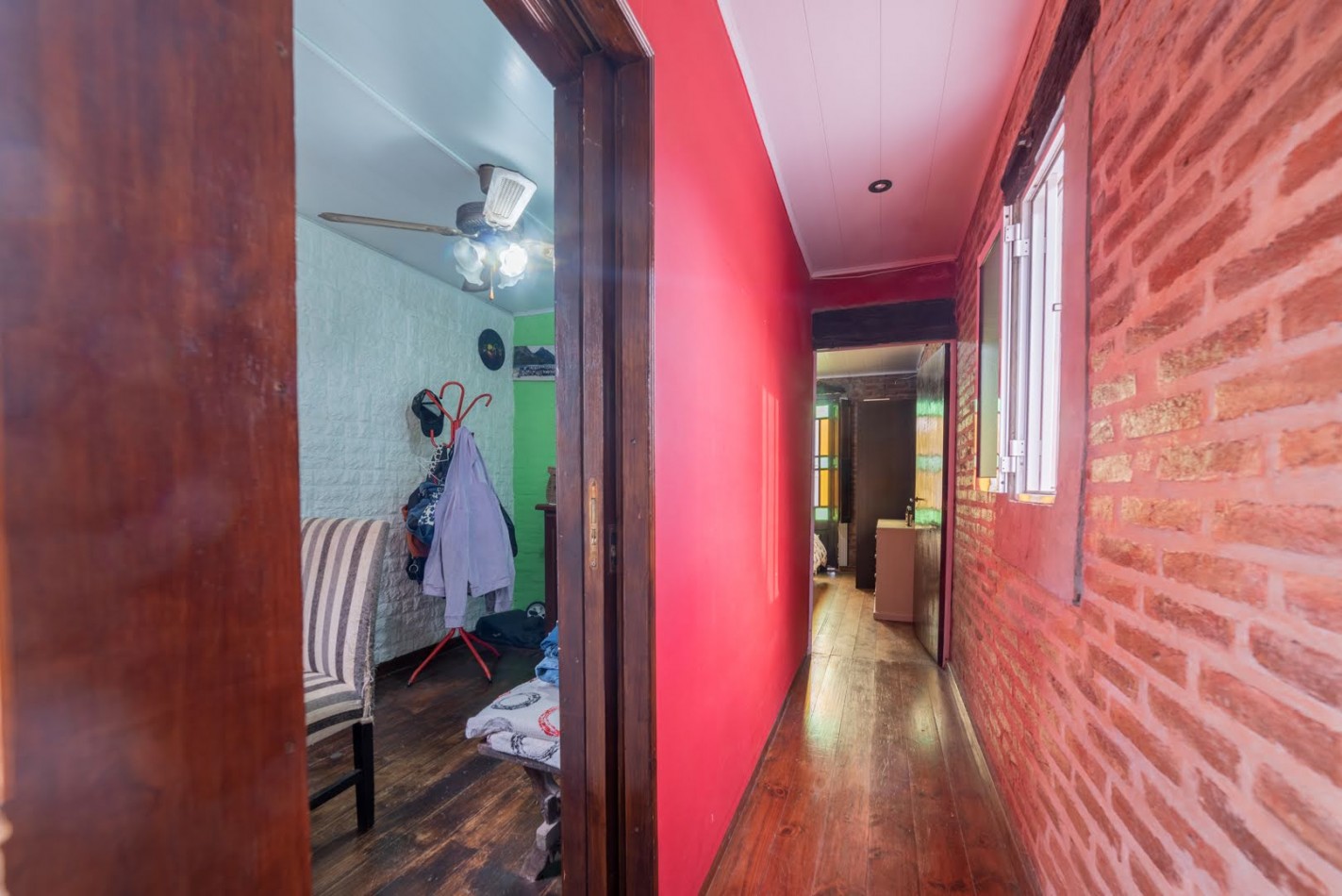 CASA EN LLAMBI CAMPBELL -   calle 2 DE ABRIL 684