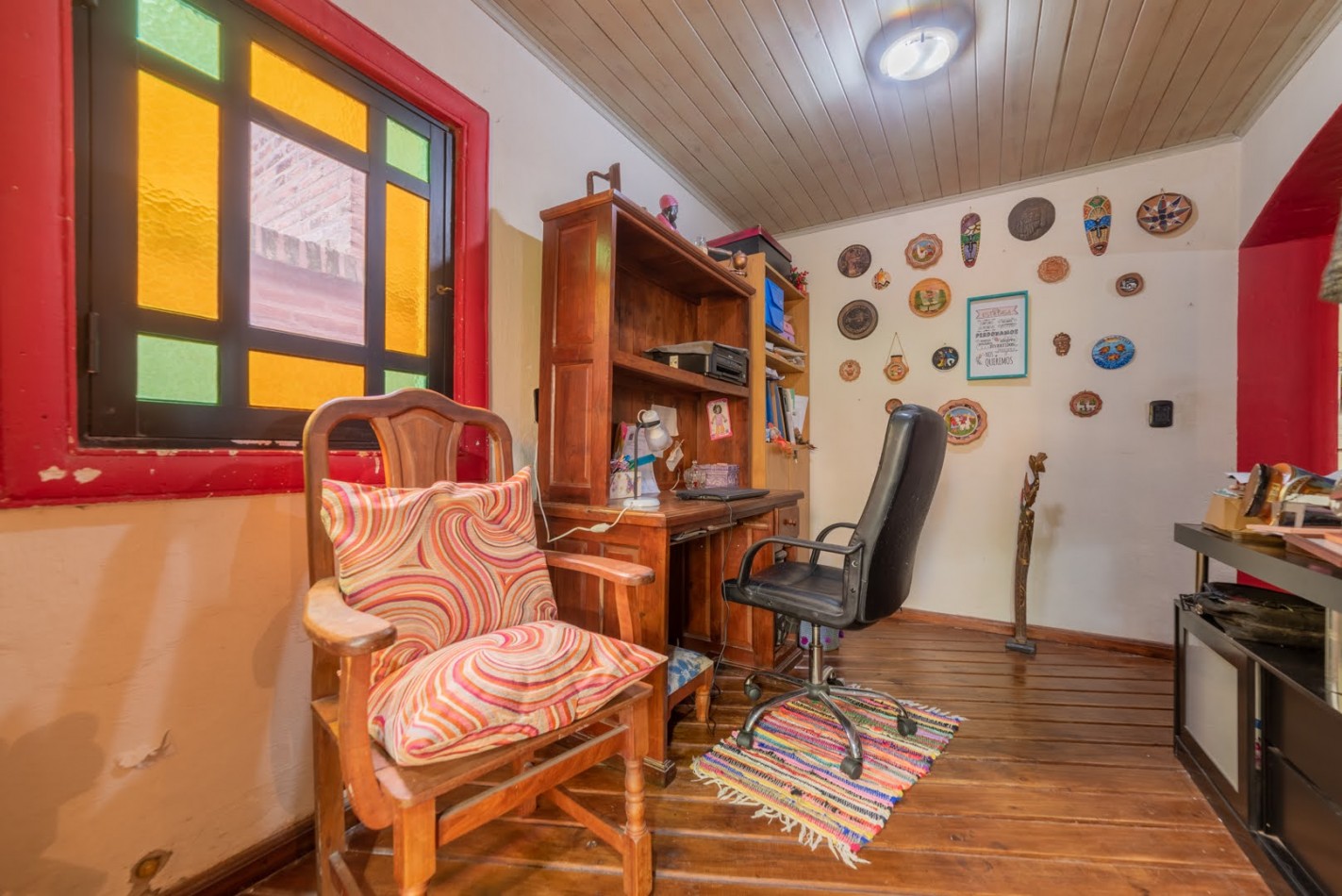 CASA EN LLAMBI CAMPBELL -   calle 2 DE ABRIL 684