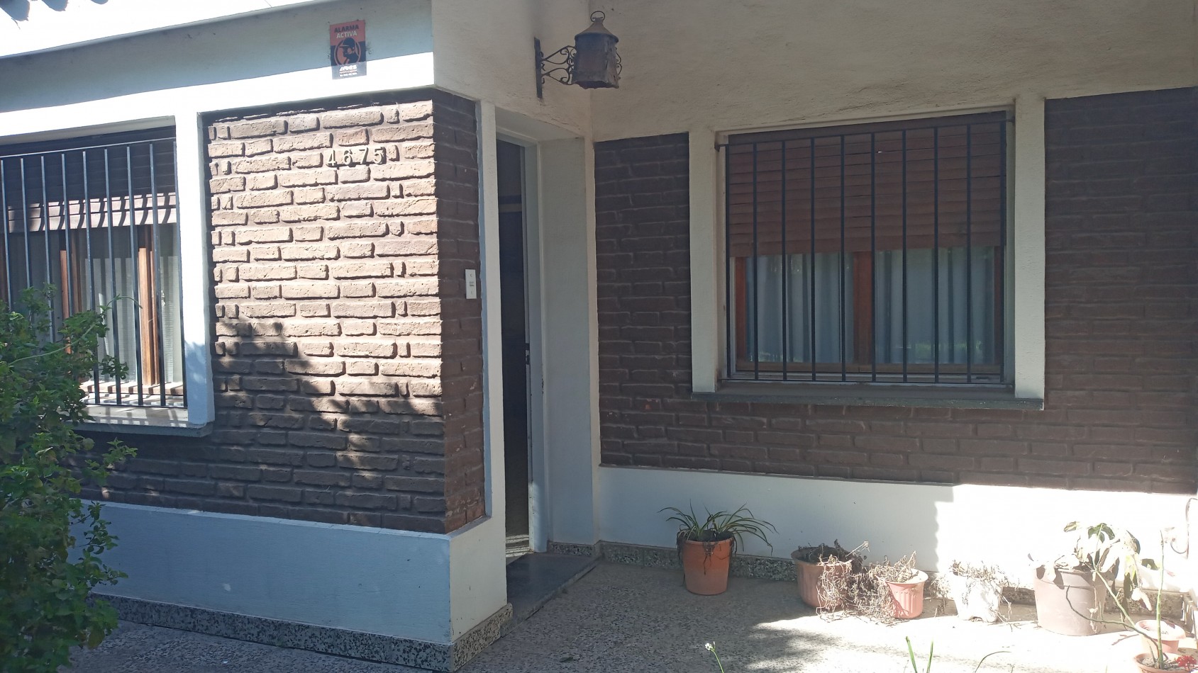 CASA a la VENTA en VIEYTES 4600 ( a 200 m. de Av. Blas Parera y 300 m. de E. Zeballos)