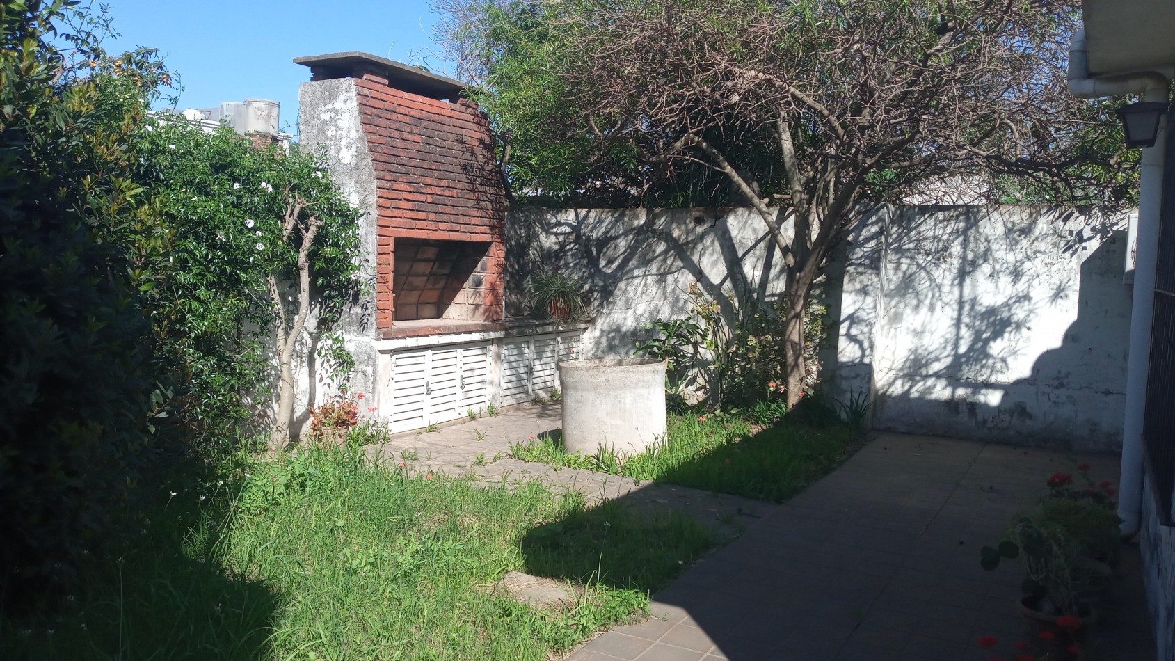 CASA a la VENTA en VIEYTES 4600 ( a 200 m. de Av. Blas Parera y 300 m. de E. Zeballos)