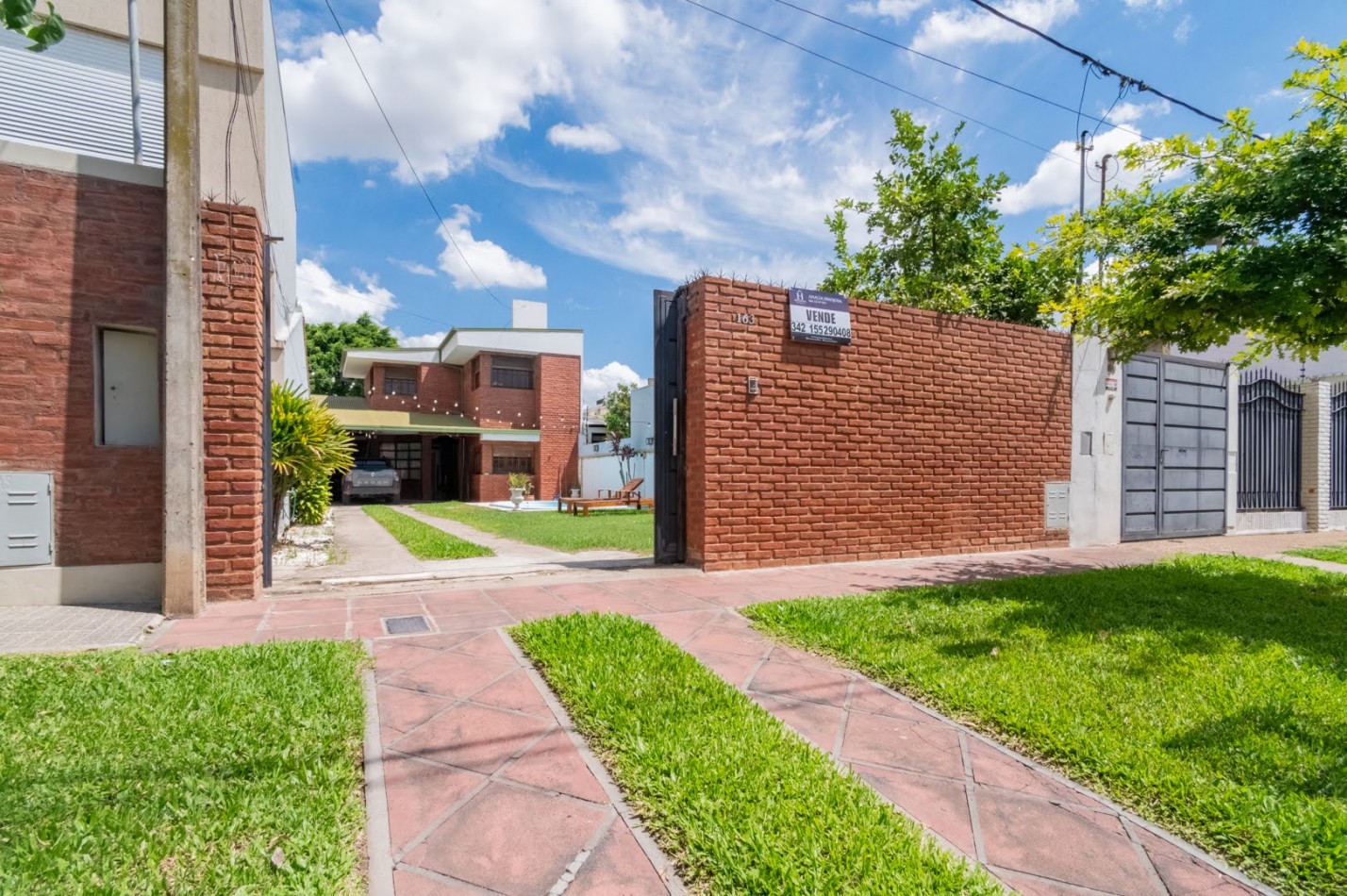 CASA EN VENTA EN BARRIO GUADALUPE RESIDENCIAL 