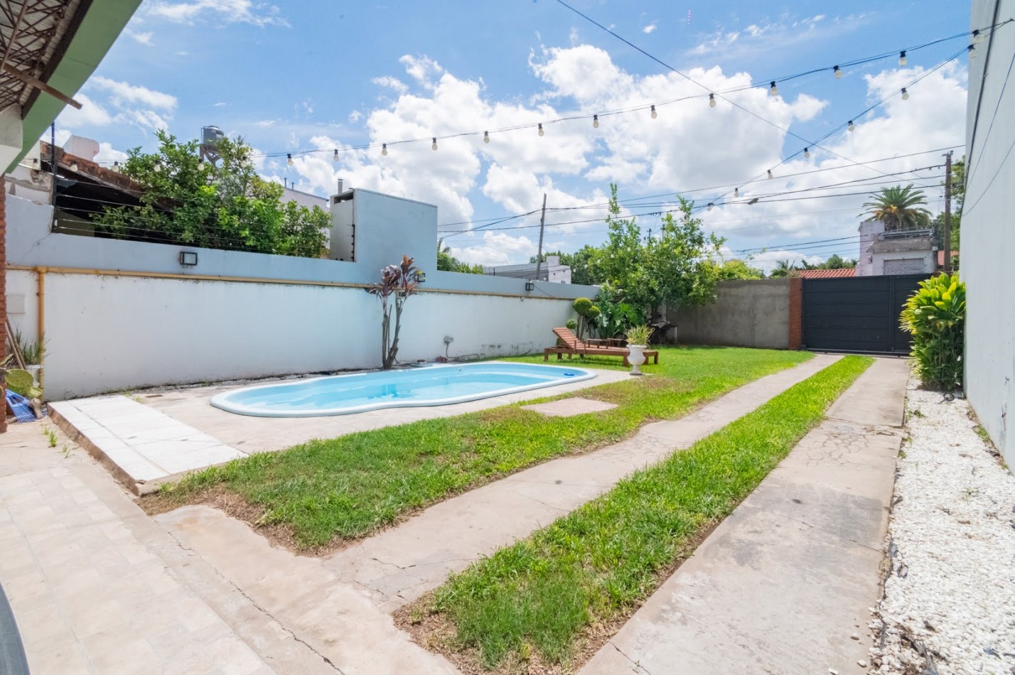 CASA EN VENTA EN BARRIO GUADALUPE RESIDENCIAL 