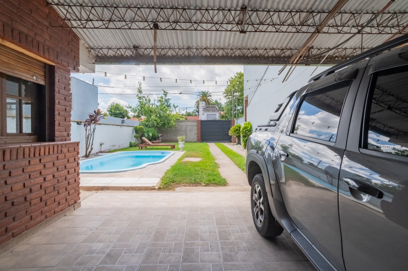 CASA EN VENTA EN BARRIO GUADALUPE RESIDENCIAL 