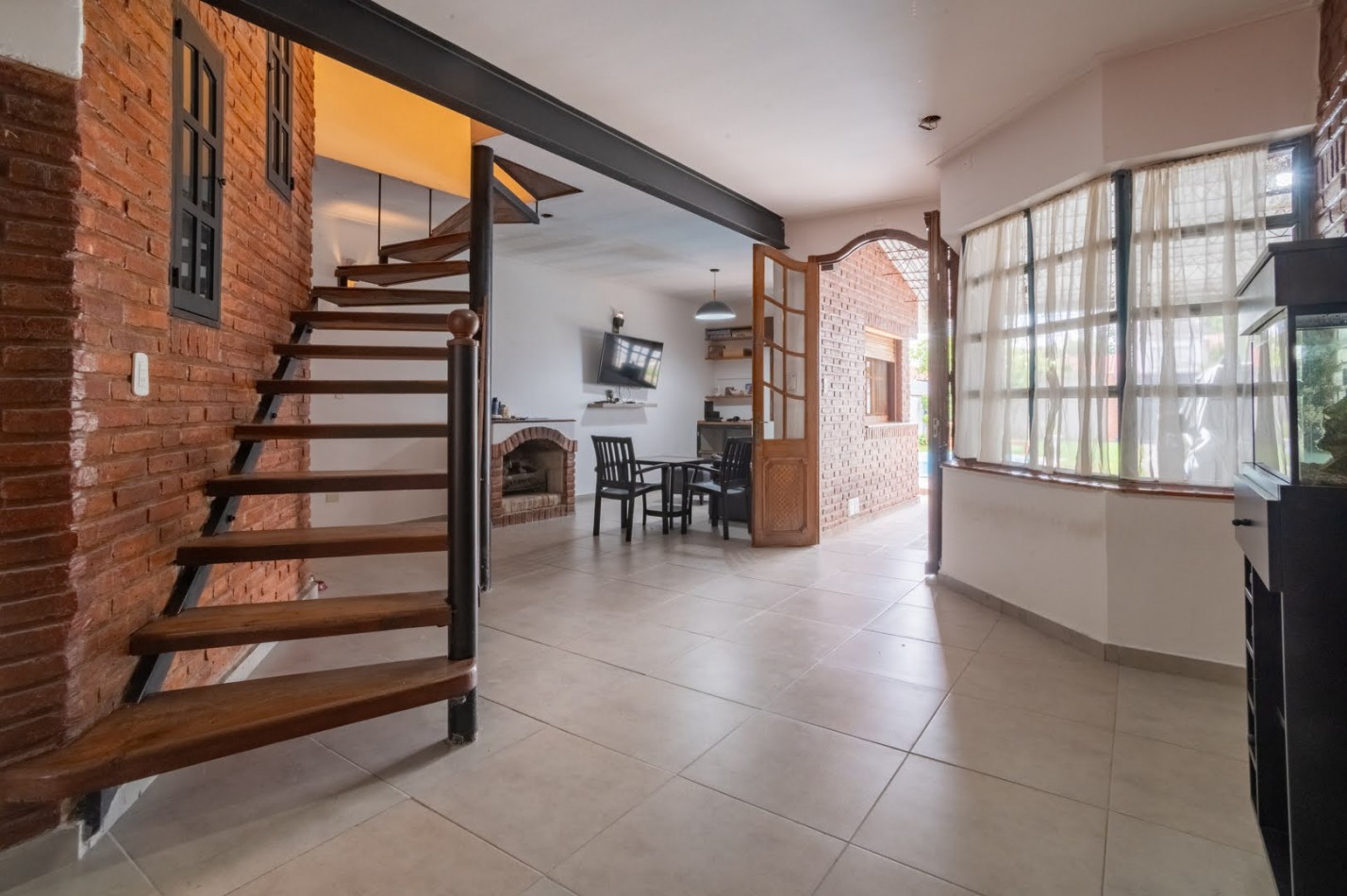 CASA EN VENTA EN BARRIO GUADALUPE RESIDENCIAL 