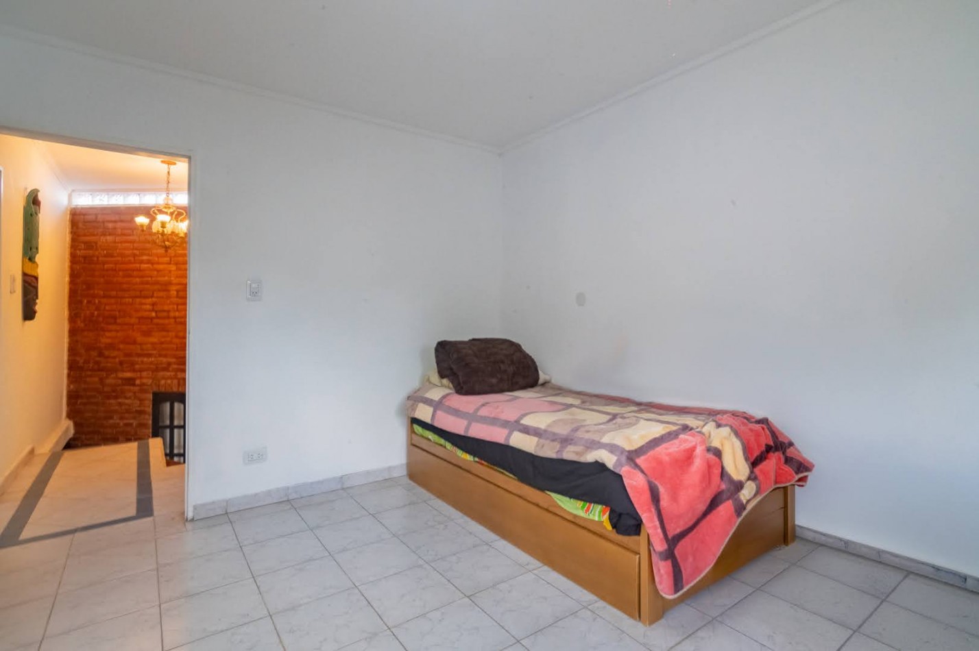 CASA EN VENTA EN BARRIO GUADALUPE RESIDENCIAL 