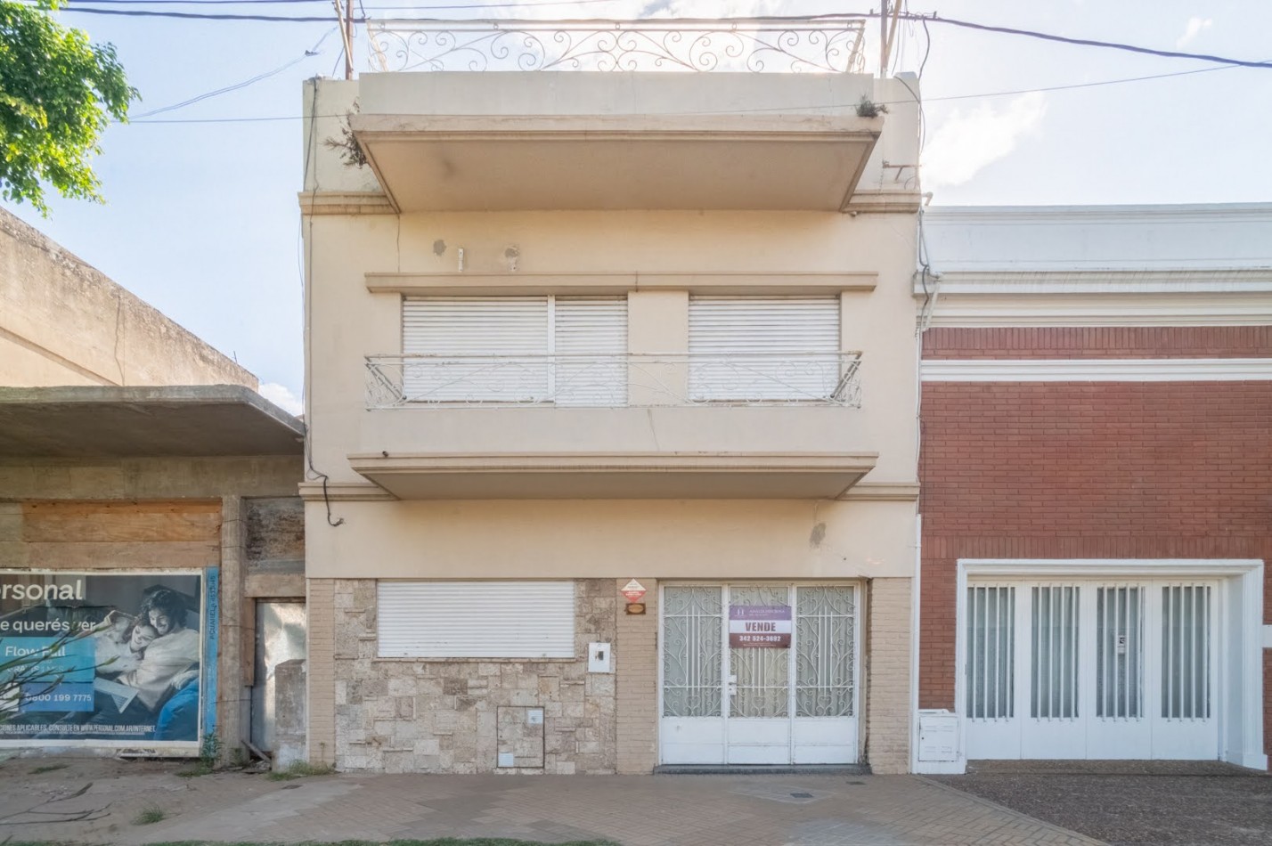 CASA en Av. LOPEZ y PLANES 4400: inversion asegurada