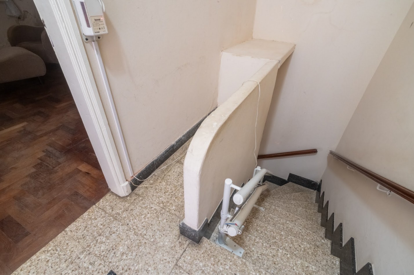 CASA en Av. LOPEZ y PLANES 4400: inversion asegurada