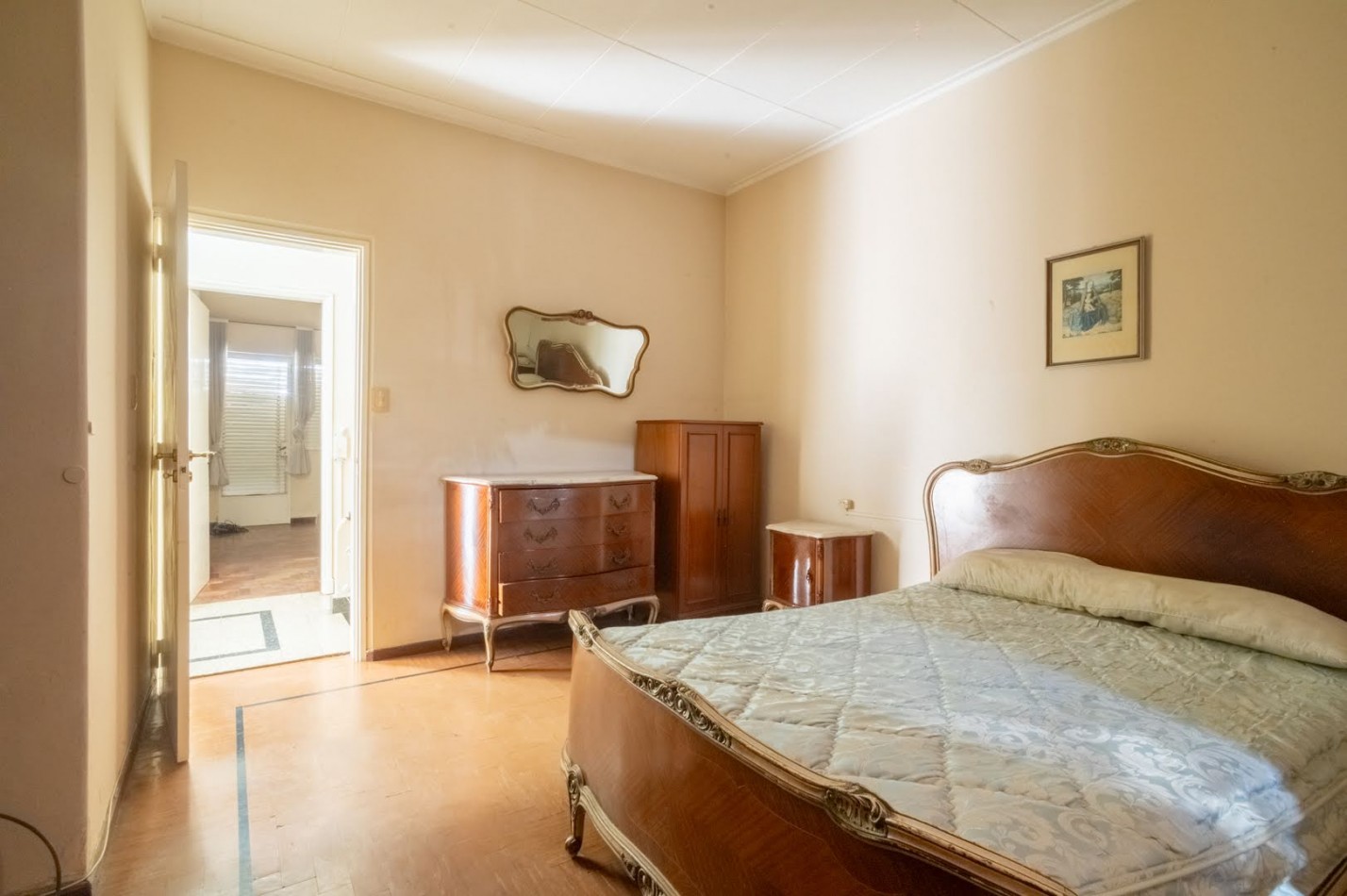 CASA en Av. LOPEZ y PLANES 4400: inversion asegurada