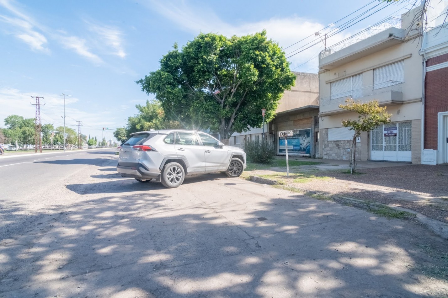 CASA en Av. LOPEZ y PLANES 4400: inversion asegurada