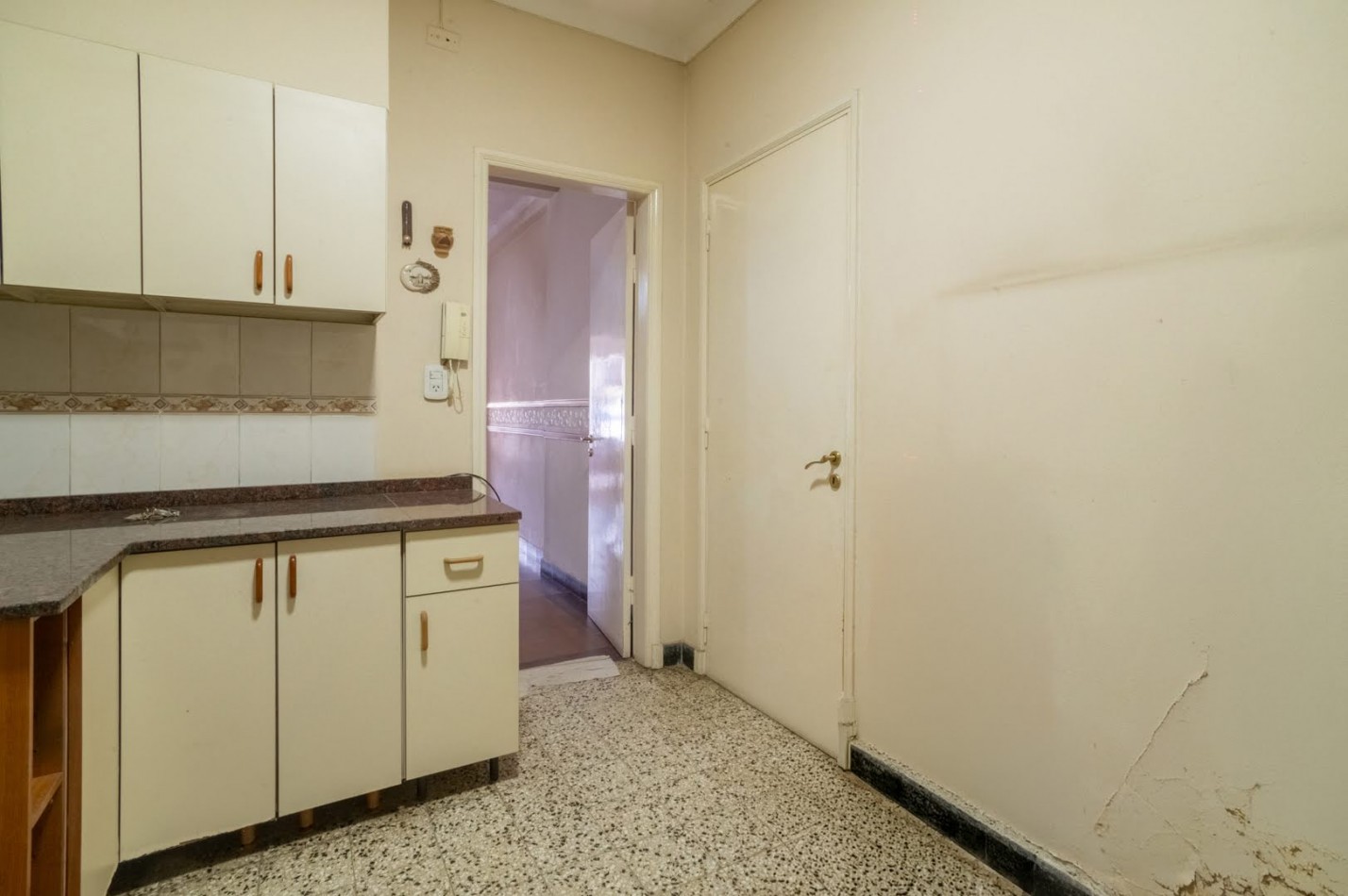 CASA en Av. LOPEZ y PLANES 4400: inversion asegurada