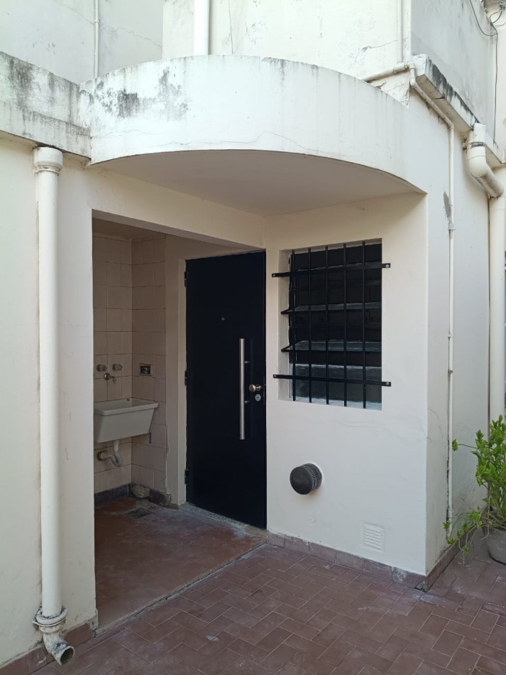 CASA en Av. LOPEZ y PLANES 4400: inversion asegurada