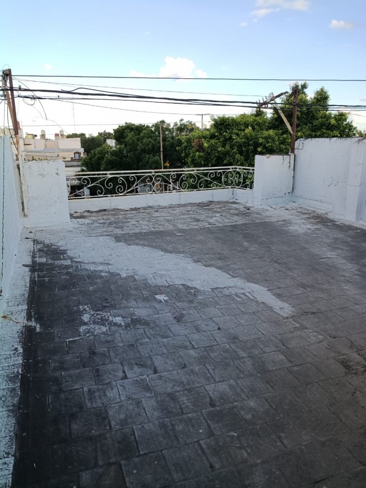 CASA en Av. LOPEZ y PLANES 4400: inversion asegurada