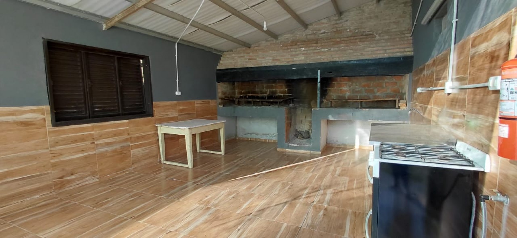 SALON de EVENTOS en Arroyo Aguiar - Oportunidad de Inversion