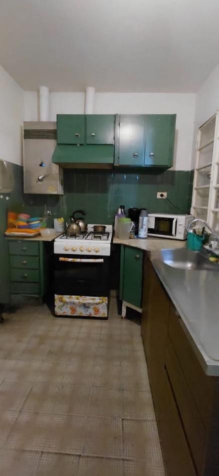 Casa de 3 Dormitorios en Barrio Candioti Sur: M.Candioti 3200 Ubicacion Estrategica e Inversion con Renta