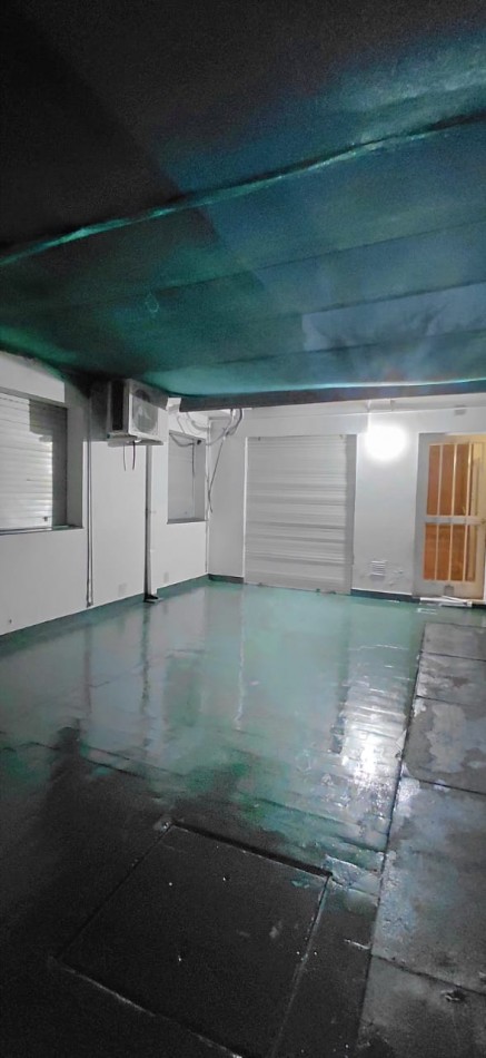 Casa de 3 Dormitorios en Barrio Candioti Sur: M.Candioti 3200 Ubicacion Estrategica e Inversion con Renta