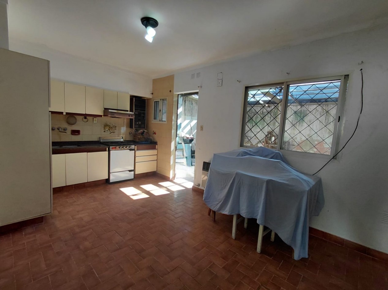 CASA INTERNA a metros de Av. Gral. Paz