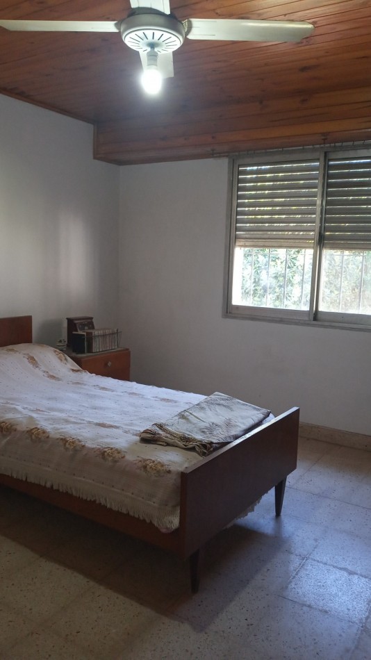 CASA a la VENTA en VIEYTES 4600 ( a 200 m. de Av. Blas Parera y 300 m. de E. Zeballos)